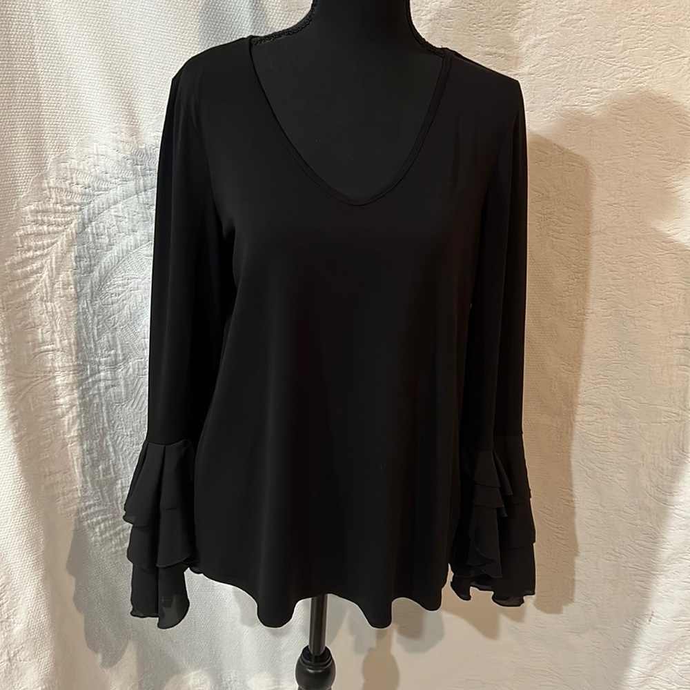 Cupio‎ ruffle sleeve blouse, size medium